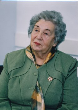 Лариса Ивановна Золотухина